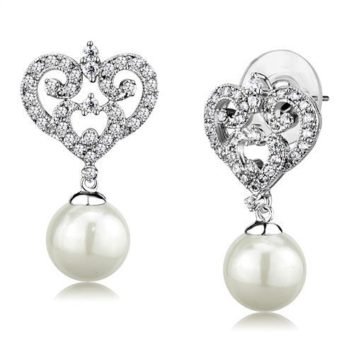 Kungliga örhängen med pärla och gnistrande cubic zirkonia
