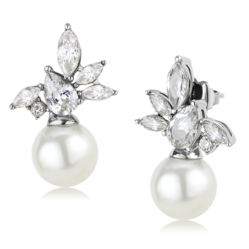 Eleganta örhängen med pärla och gnistrande cubic zirkonia